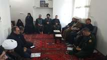 دیدار عیدانه مسئولان زنجانی با خانواده شهید محمود دوستی از شهدای جنگ‌ رمضان